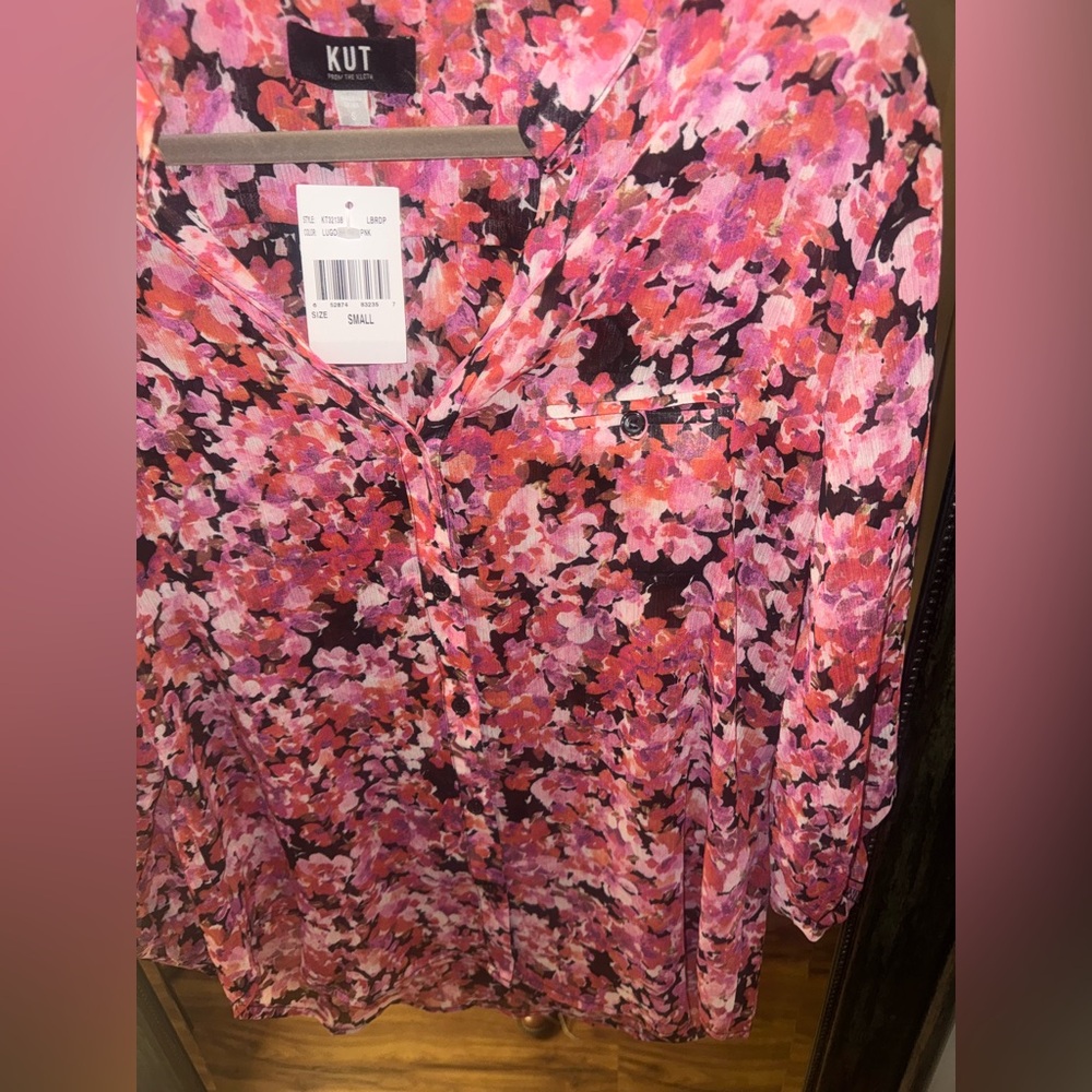 NWT Kut from the Kloth Vibrant Pink and Purple Floral Blouse - Picture 6 of 8